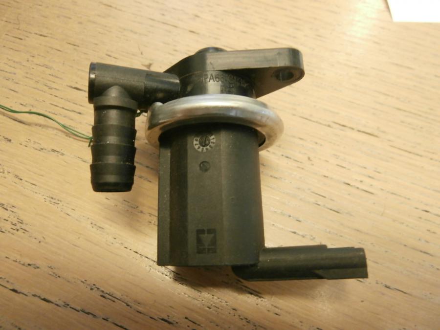 Baksidan på Luftburksventil från en BMW K 1200 S -2007 motorcykel.