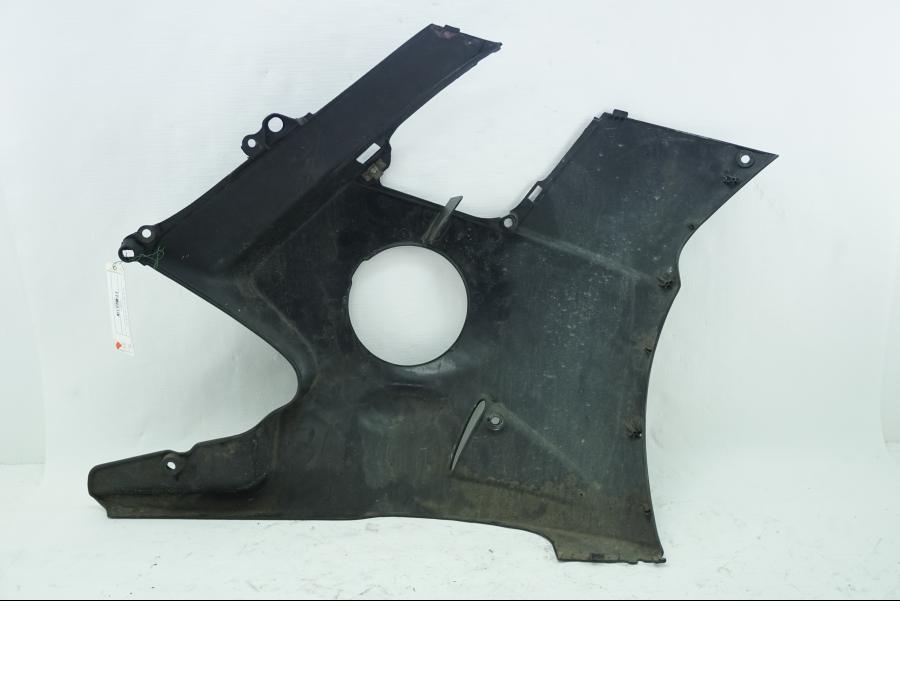 Baksidan på Sidkåpa från en Honda CBR 600 -1994 motorcykel.