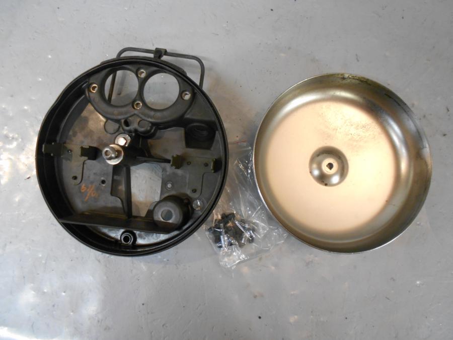 Baksidan på Luftburk från en Kawasaki VN 1500 Classic Tourer -2002 motorcykel.