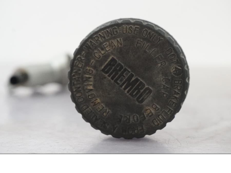 Extrabild4 på Bromshuvudcylinder från en BMW K 1600 GTL -2015 motorcykel.