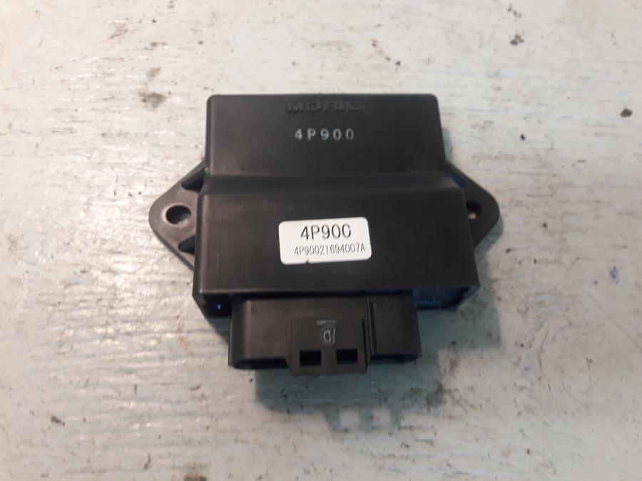 Framsidan på CDI / ECU från en Yamaha Cygnus -2007 motorcykel.