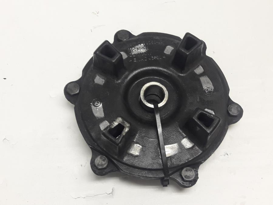 Baksidan på Drevfäste från en BMW F 650 GS -2009 motorcykel.