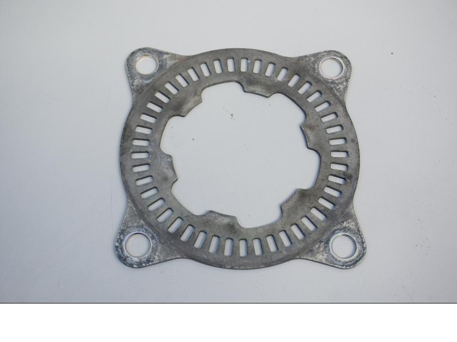 Framsidan på ABS krans från en Kawasaki Versys 1000 -2015 motorcykel.