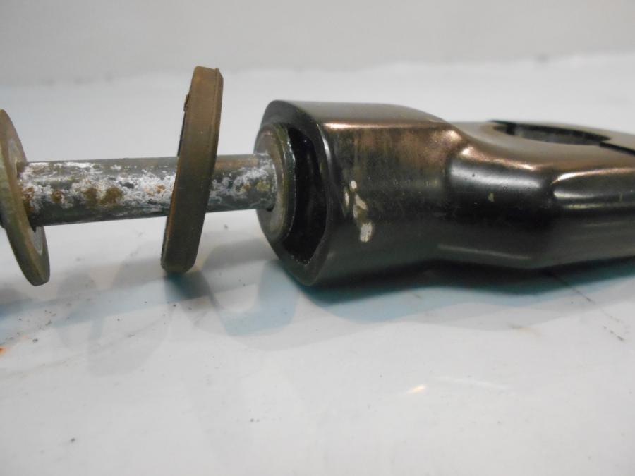 Höger sida på Styrfäste från en Yamaha FZS 1000 -2002 motorcykel.