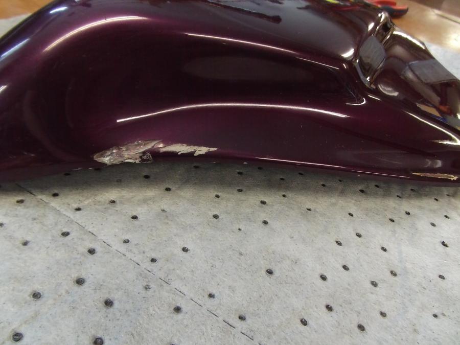 Baksidan på Sidopanel från en H-D Touring Road King FLHR/I -1997 motorcykel.