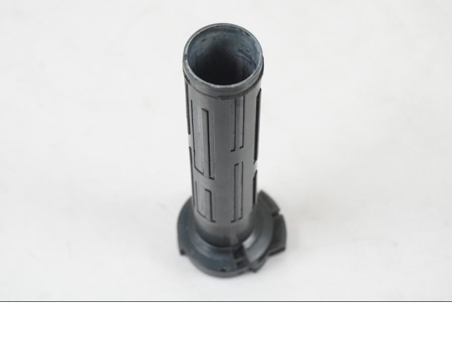 Vänster sida på Gasrulle från en Suzuki SV 650 S -2005 motorcykel.