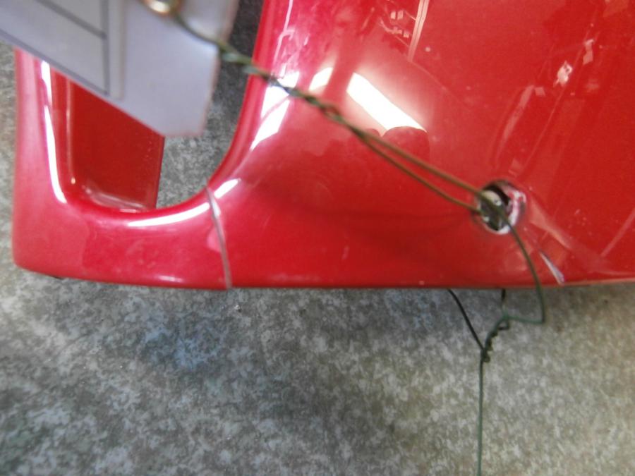 Snett uppifrån på Magkåpa från en Ducati ST2 -1998 motorcykel.