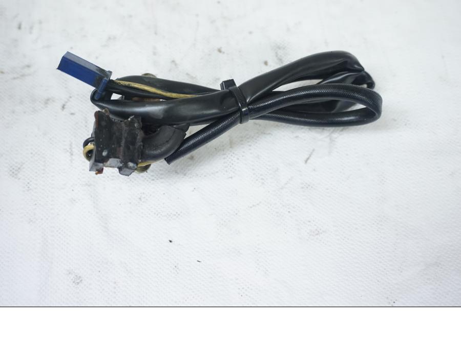 Baksidan på Tändpickup från en Kawasaki VN 800 -1996 motorcykel.