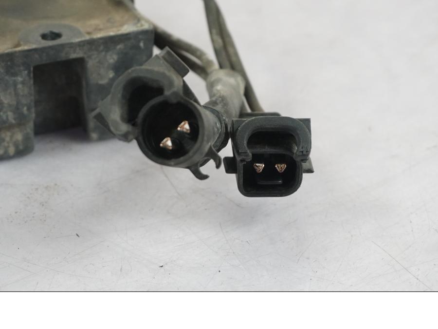 Snett uppifrån på Likriktare från en H-D Sportster 883 XL -2007 motorcykel.