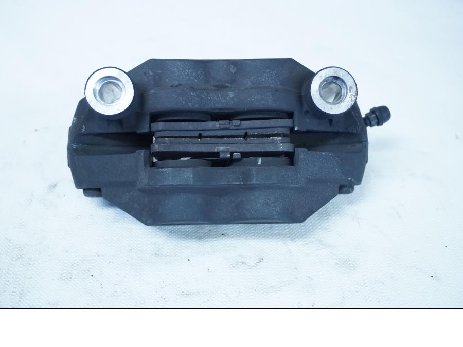 Snett uppifrån på Bromsok från en Suzuki GSX-R 1000 -2008 motorcykel.