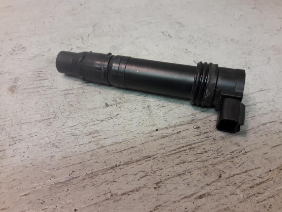 Framsidan på Tändspole från en Kawasaki ZX-6R -2008 motorcykel.