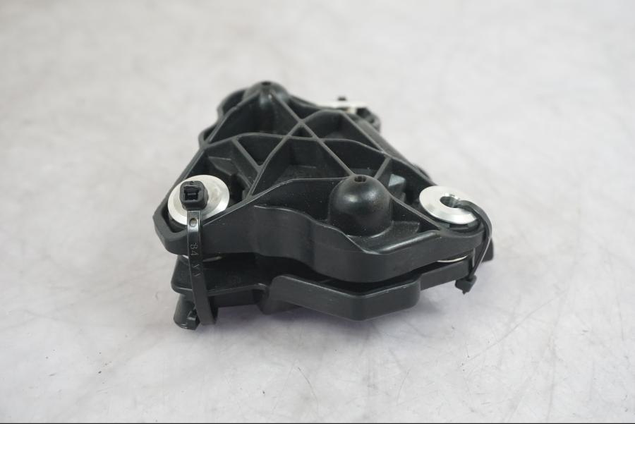 Vänster sida på Tilt Sensor från en KTM 1290 Super Duke R -2022 motorcykel.