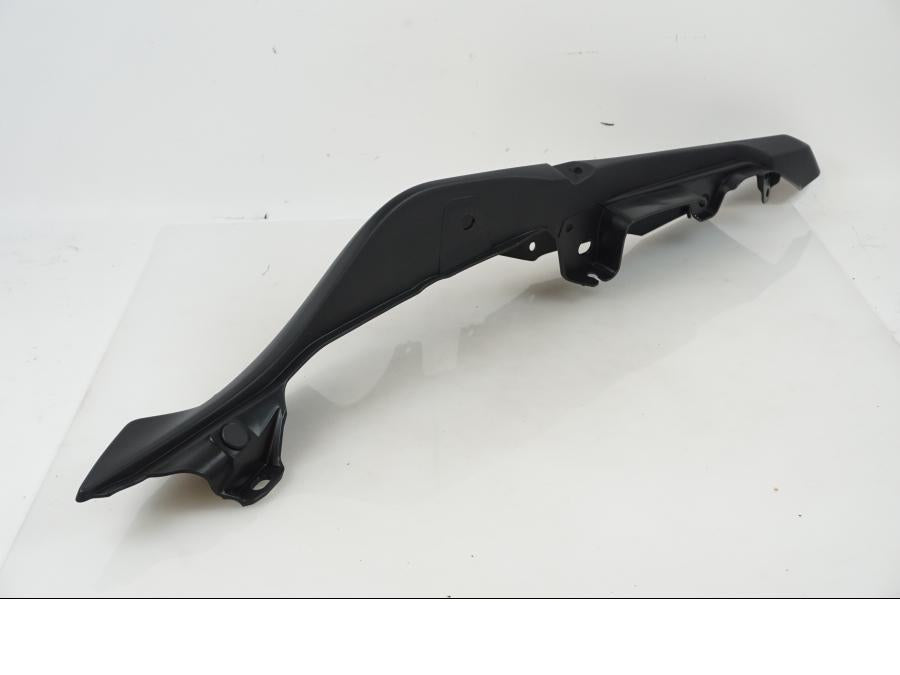 Höger sida på Bakvinge från en Yamaha MT-07 -2023 motorcykel.