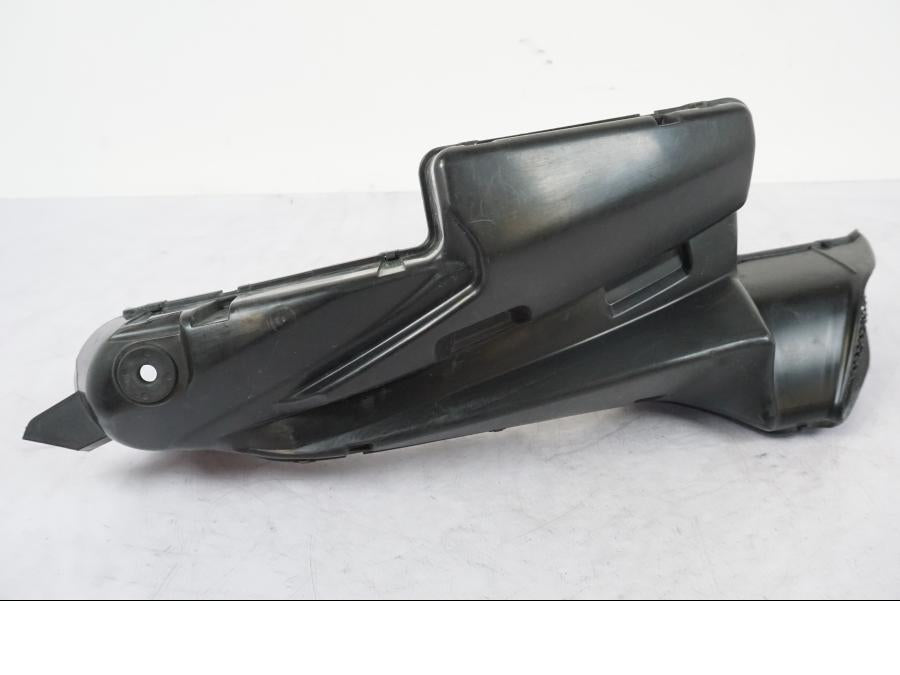 Extrabild5 på Luftrör från en Suzuki GSX-R 750 -2006 motorcykel.