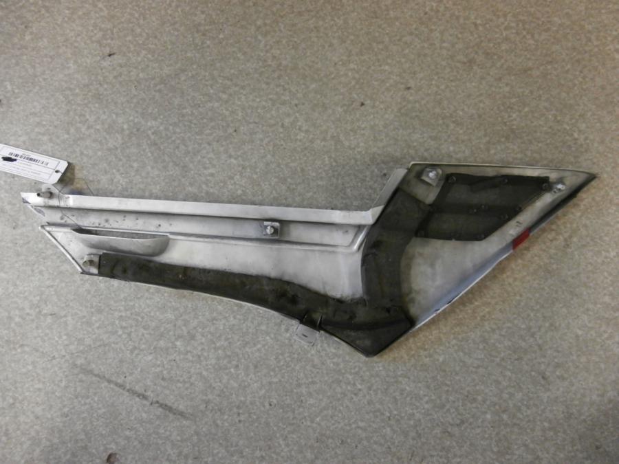 Vänster sida på Sidopanel från en Yamaha FJ 1200 -1989 motorcykel.