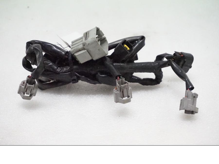 Framsidan på Kablage från en Yamaha FZ1-S -2006 motorcykel.