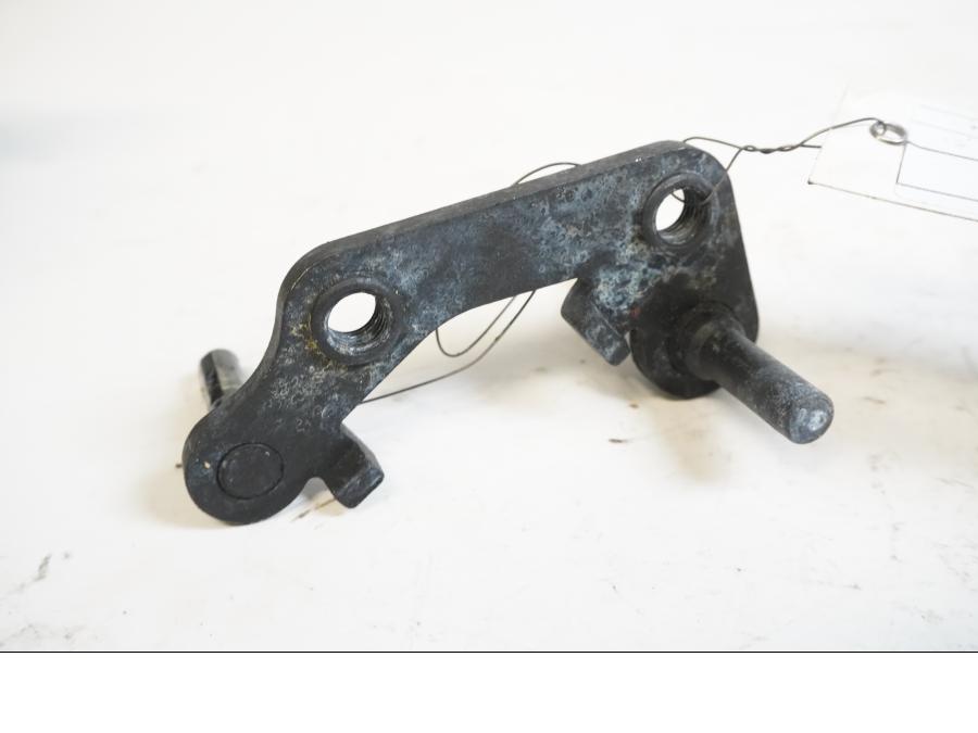 Baksidan på Bromsoksfäste från en Kawasaki ER-6N -2014 motorcykel.