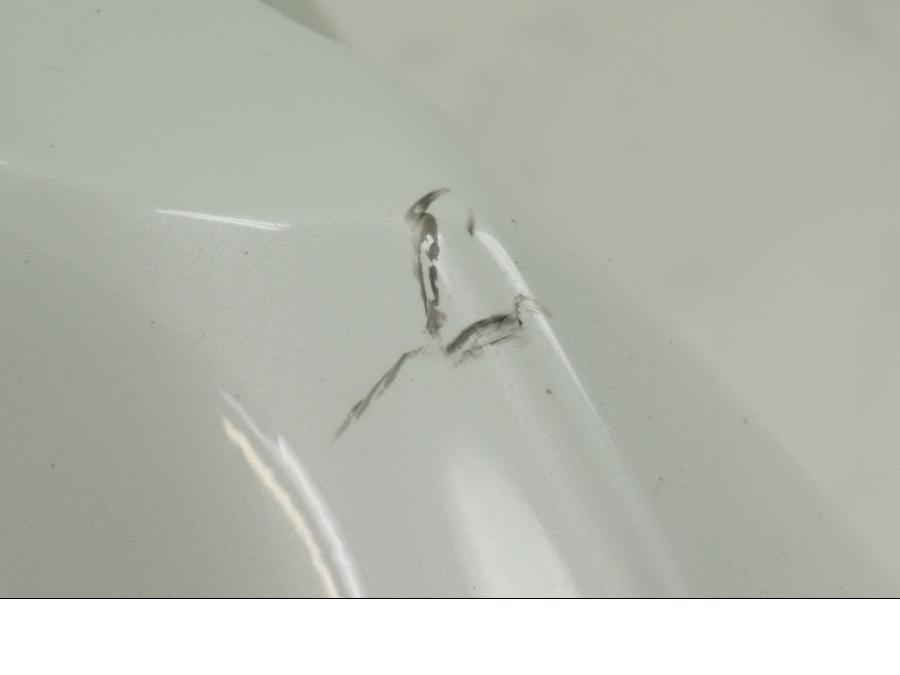 Vänster sida på Bensintankskåpa från en Yamaha YZF 1000 R1 -2006 motorcykel.