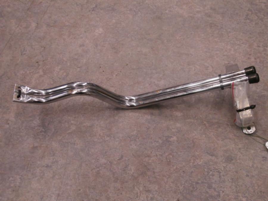 Framsidan på Väskbågar från en Honda VT 600 C -1998 motorcykel.