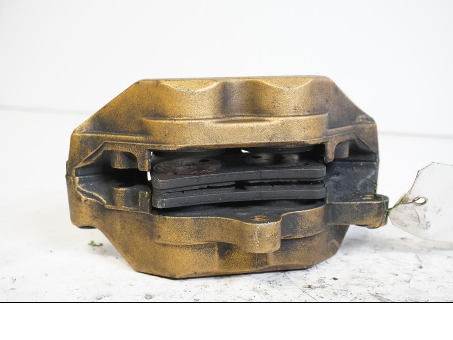 Höger sida på Bromsok från en Honda CBR 600 -2002 motorcykel.