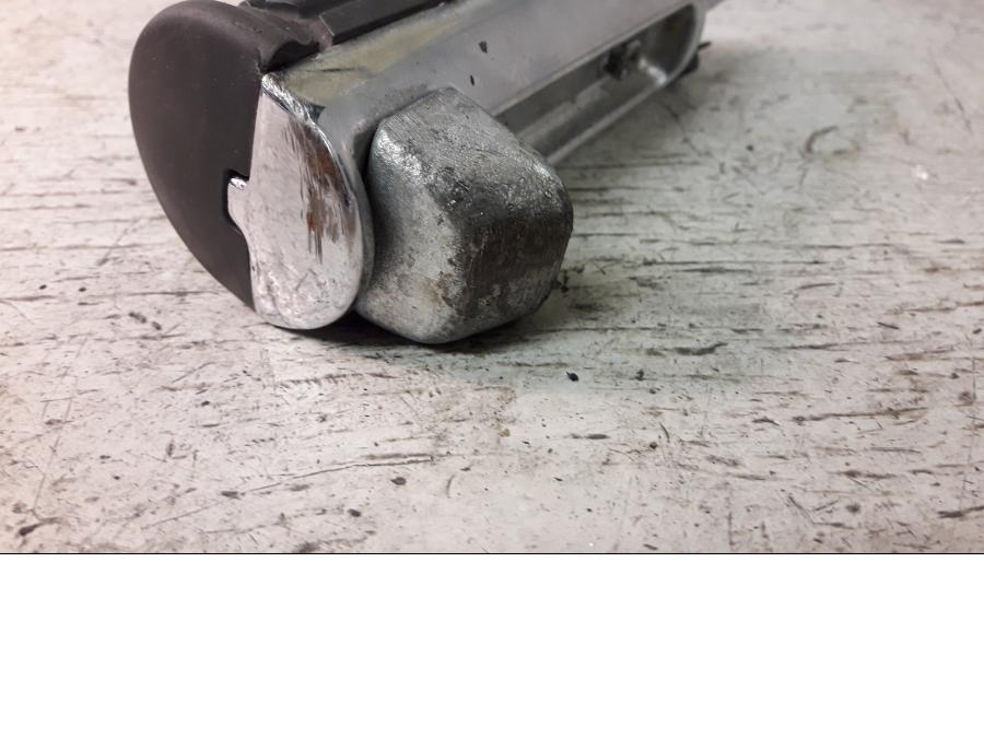 Baksidan på Fotpinne från en Suzuki VZ 1600 -2005 motorcykel.