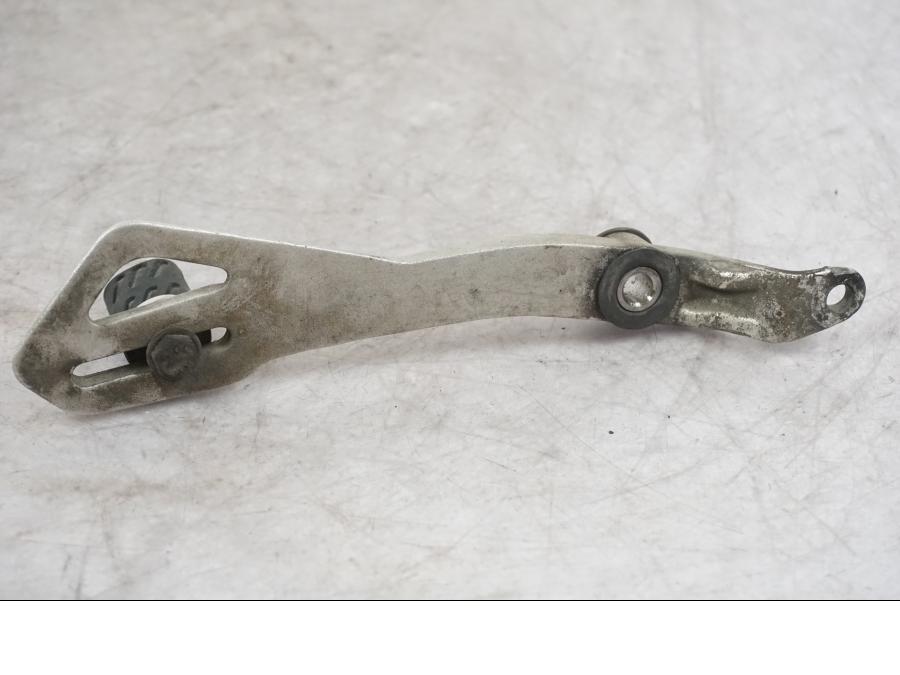 Extrabild1 på Bromspedal från en Buell 1125 R -2008 motorcykel.