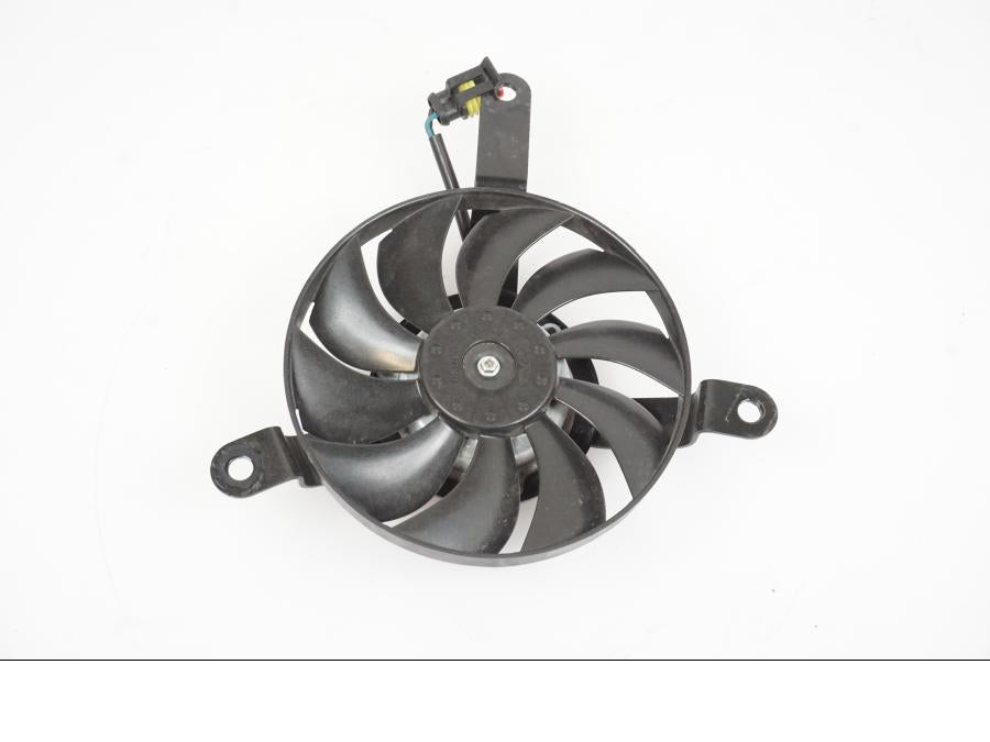 Baksidan på Vattenkylfläkt från en Ducati 848 EVO -2012 motorcykel.