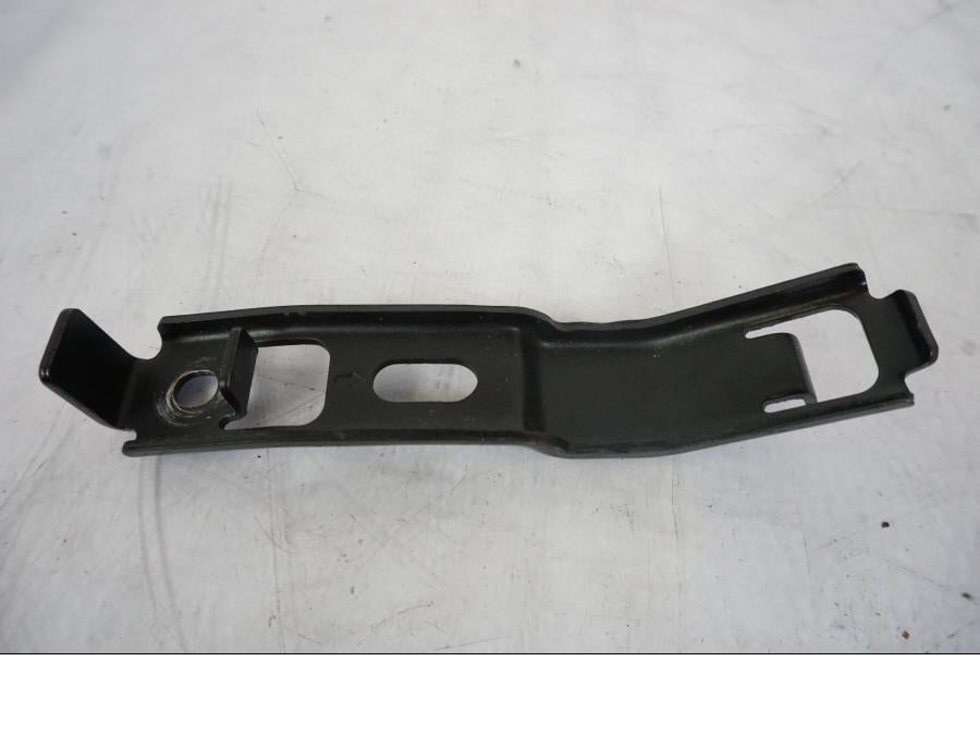 Snett uppifrån på Sadelfäste från en Kawasaki Z 800 -2014 motorcykel.