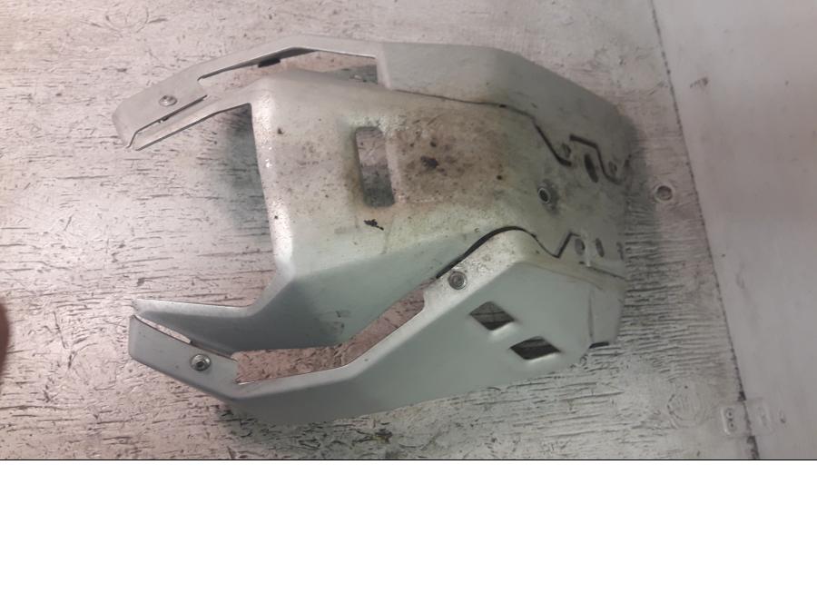 Höger sida på Hasplåt från en Ducati Multistrada 1260 -2019 motorcykel.