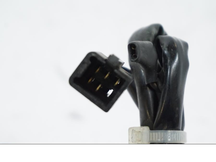 Snett nerifrÄn pÄ Styrelreglage frÄn en Honda XL 125 R -1998 motorcykel.