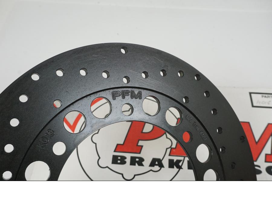 Vänster sida på Bromsskiva från en Kawasaki Z 1100 ST -1983 motorcykel.