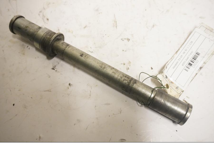 Framsidan på Axel från en Kawasaki ZX-6R -1996 motorcykel.