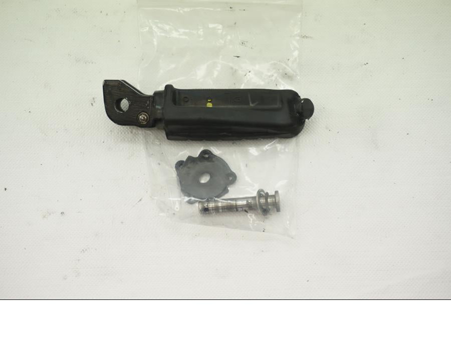 Baksidan på Fotpinne från en KTM RC 390 -2019 motorcykel.