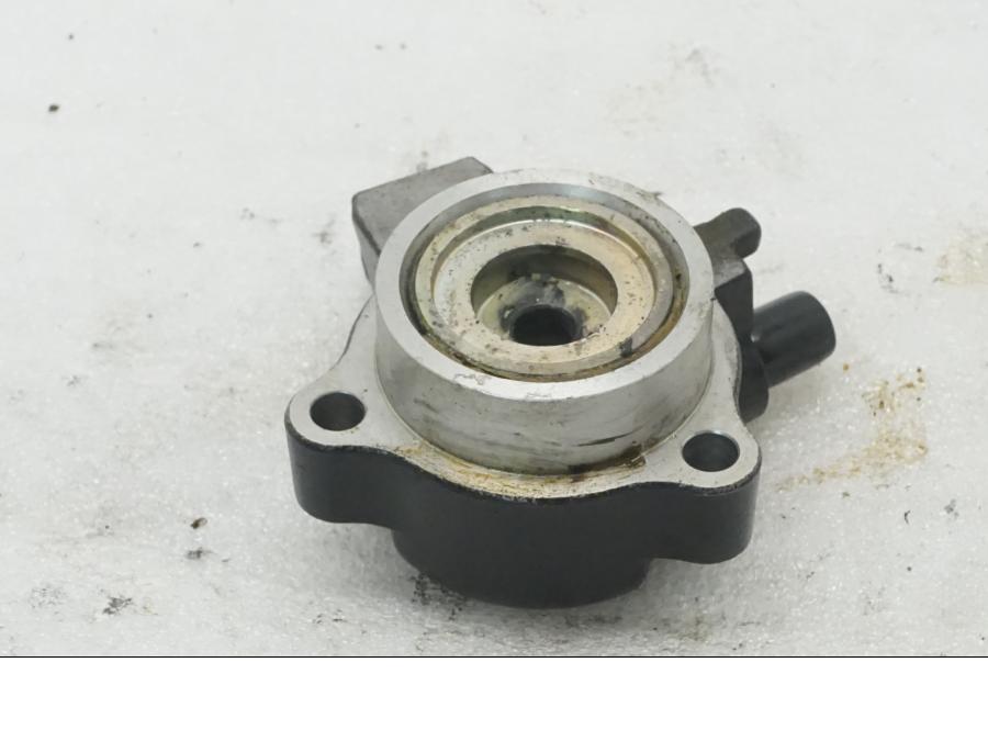 Baksidan pÄ Kopplingslavcylinder frÄn en Triumph Legend TT -2000 motorcykel.