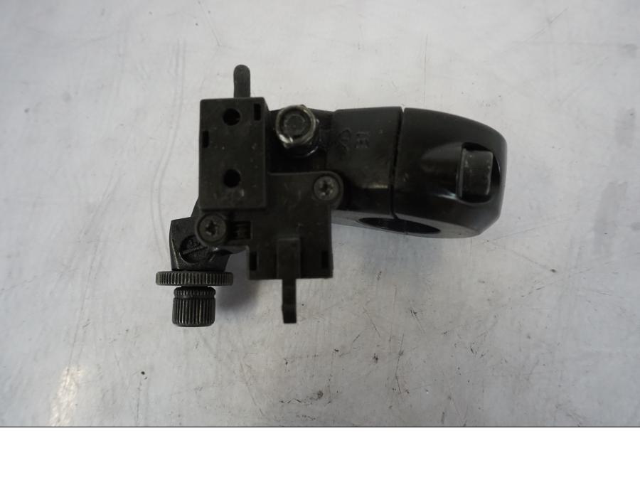 Snett uppifrån på Kopplingsklo från en Kawasaki ER-6F -2010 motorcykel.