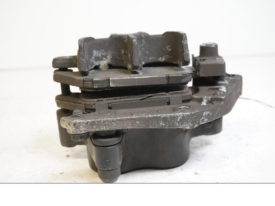 Höger sida på Bromsok från en Suzuki RF 600 R -1993 motorcykel.