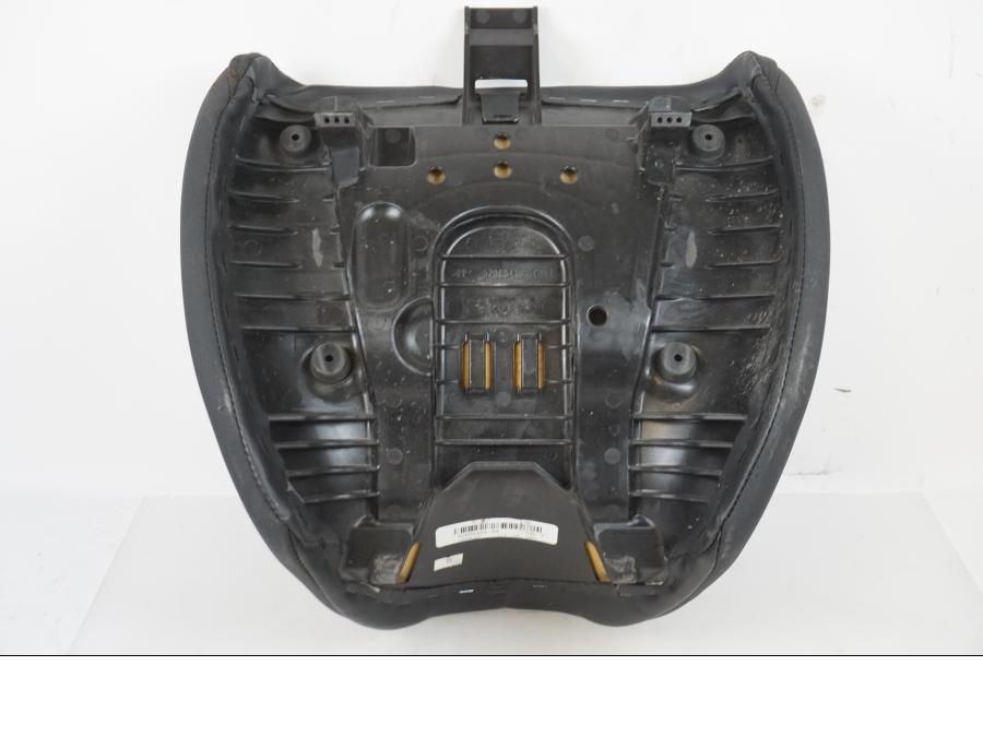 Snett uppifrån på Sadel från en H-D Adventure Pan America Special RA1250S -2021 motorcykel.