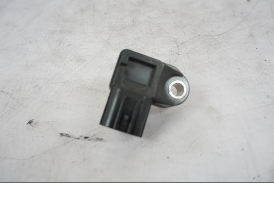 Vänster sida på Mapsensor från en Suzuki GSX-R 1000 -2005 motorcykel.