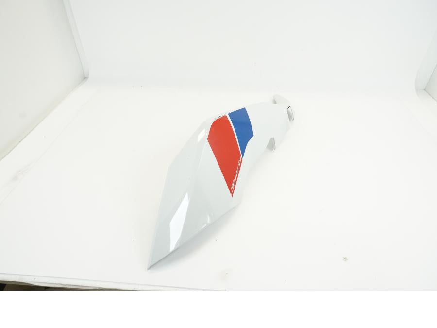 Höger sida på Sidopanel från en BMW S 1000 XR -2020 motorcykel.