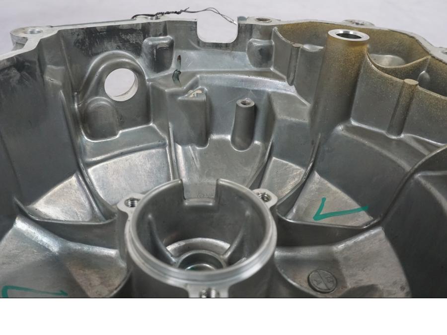 Extrabild6 på Generatorkåpa från en BMW F 750 GS -2020 motorcykel.