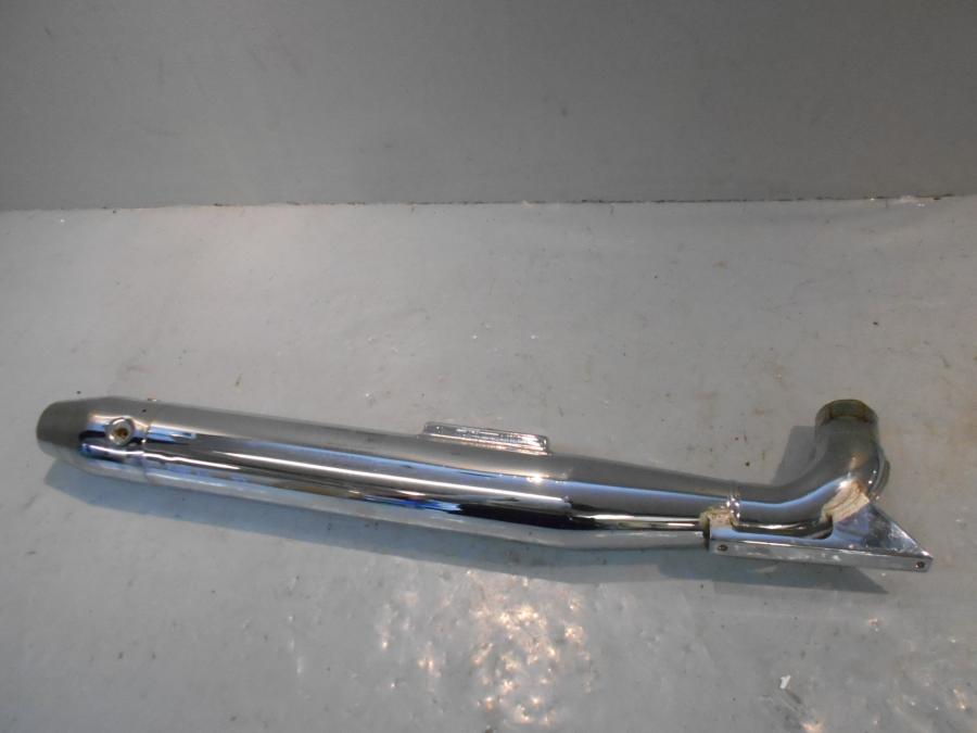 Baksidan på Ljuddämpare från en Triumph Rocket III -2006 motorcykel.