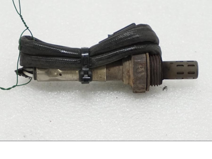 Framsidan på Lambdasond från en Suzuki SV 1000 -2007 motorcykel.