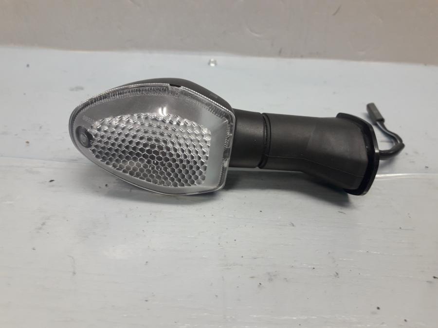 Framsidan på Blinkers från en Suzuki DL 1000 -2018 motorcykel.