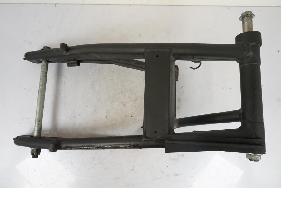 Snett nerifrån på Sving från en Kawasaki ER-6N -2008 motorcykel.