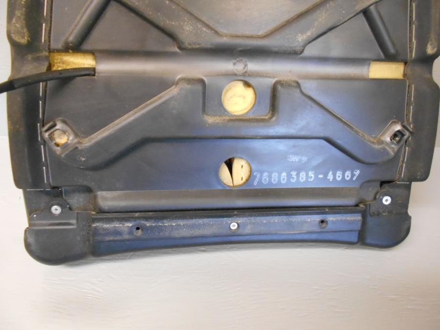 Höger sida på Ryggstöd från en BMW K 1200 LT -2007 motorcykel.