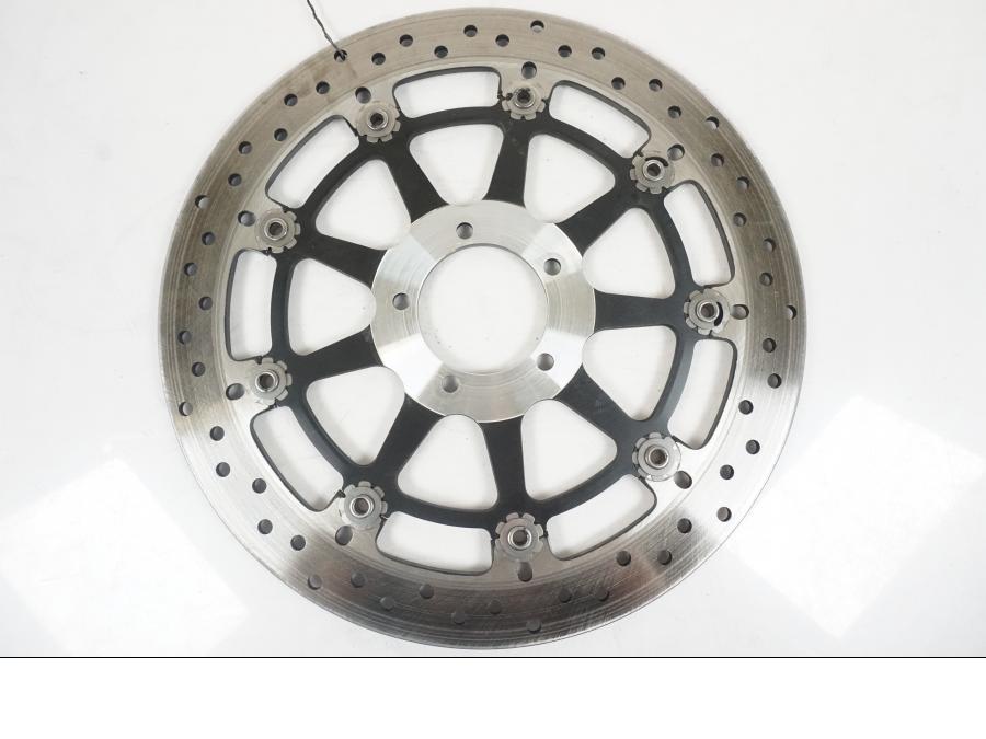 Snett uppifrån på Bromsskiva från en KTM 1290 Super Duke R EVO -2023 motorcykel.