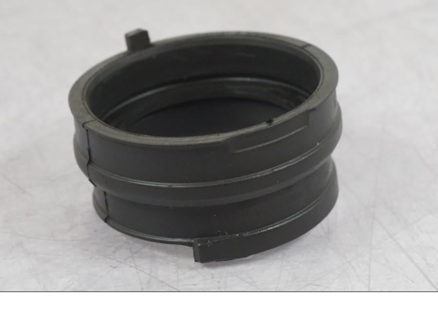 Vänster sida på Insug från en BMW R 1200 GS -2018 motorcykel.