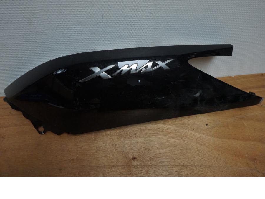 Baksidan på Bakvinge från en Yamaha X-Max 250 -2012 scooter.