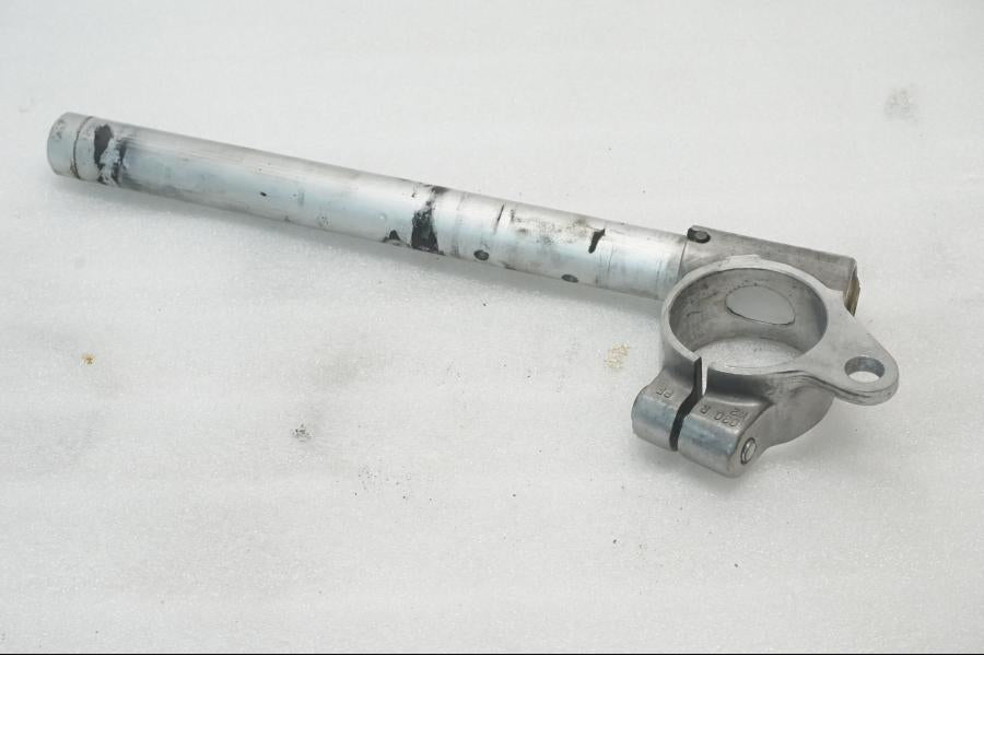 Baksidan på Styre från en Kawasaki ZX-9R -1998 motorcykel.