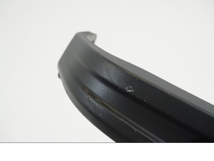 Snett uppifrån på Skylthållare från en Ducati Scrambler 800 -2022 motorcykel.